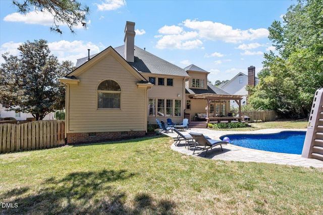 7253 Manor Oaks Drive, Raleigh, NC 27615