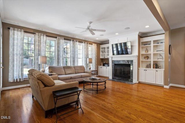 7253 Manor Oaks Drive, Raleigh, NC 27615