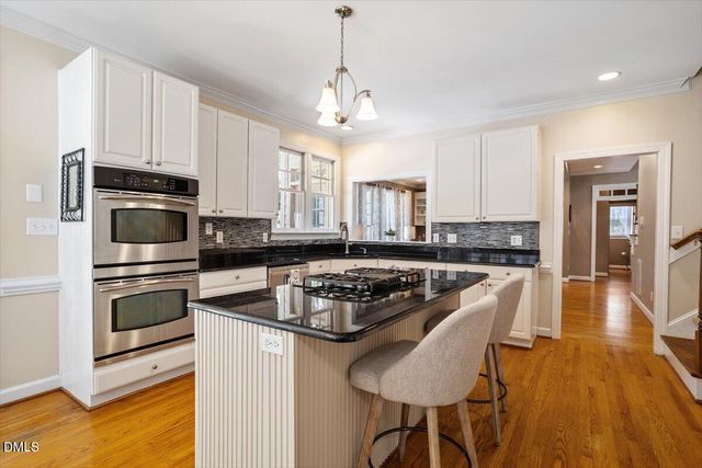 7253 Manor Oaks Drive, Raleigh, NC 27615