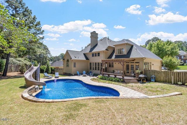 7253 Manor Oaks Drive, Raleigh, NC 27615