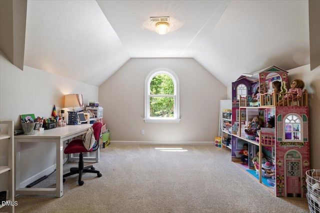 7253 Manor Oaks Drive, Raleigh, NC 27615