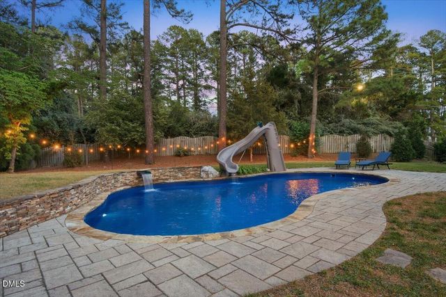 7253 Manor Oaks Drive, Raleigh, NC 27615