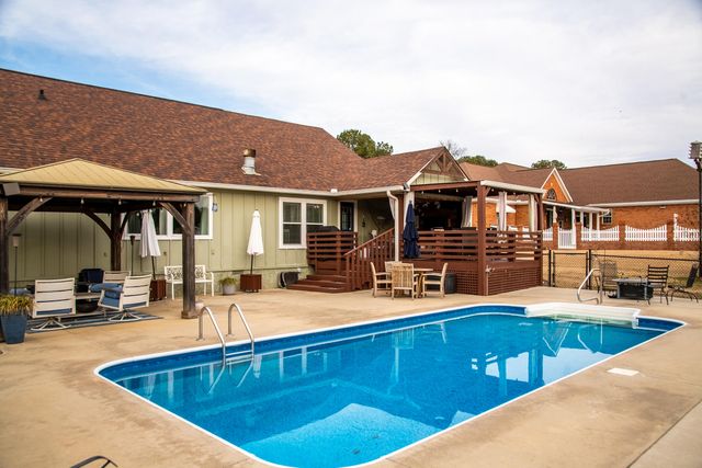 528 Magnolia Lane, Chatsworth, GA 30705