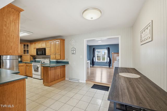 23077 Ahoy Lane, Abingdon, VA 24211