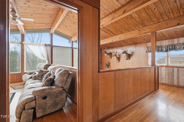 23077 Ahoy Lane, Abingdon, VA 24211