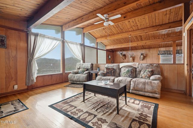 23077 Ahoy Lane, Abingdon, VA 24211