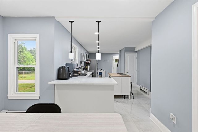25 Pineywood Ave, Wilbraham, MA 01095