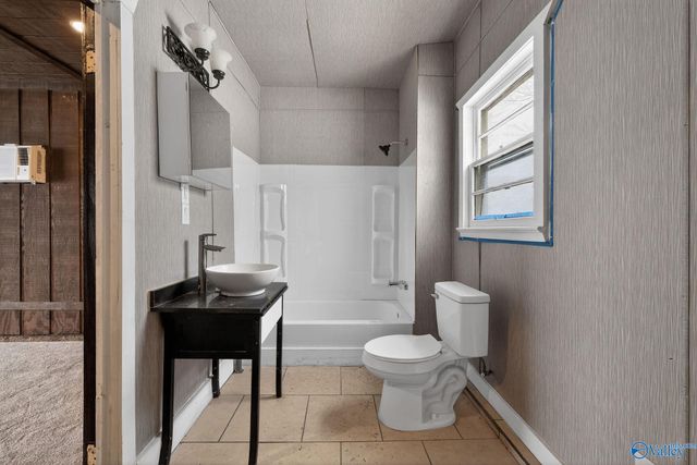 617 College Avenue, Boaz, AL 35957