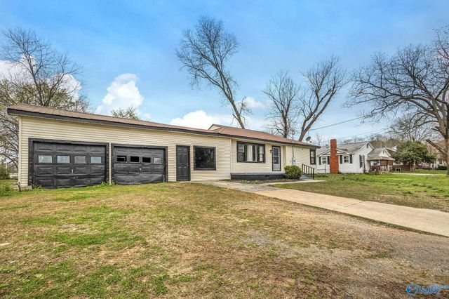 617 College Avenue, Boaz, AL 35957