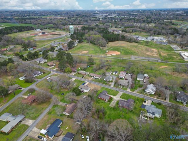 617 College Avenue, Boaz, AL 35957