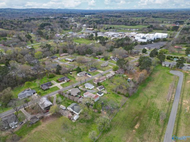 617 College Avenue, Boaz, AL 35957