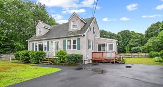 2 David Circle, Woburn, MA 01801