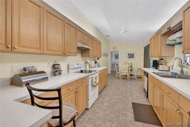 11335 SW 138th Lane, Dunnellon, FL 34432