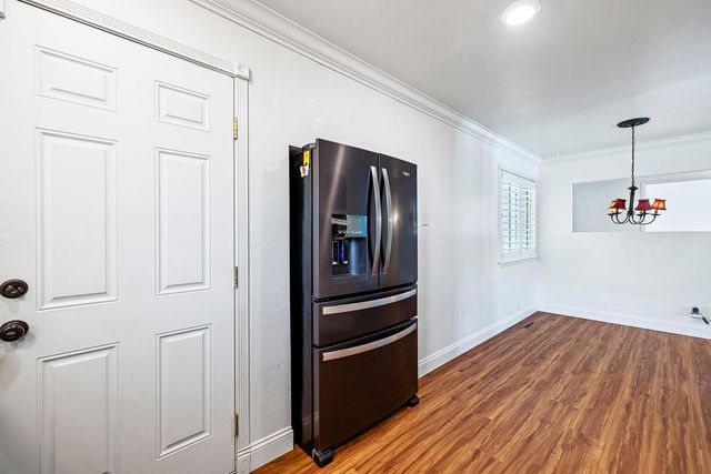 548 E Fremont Avenue, Fresno, CA 93710