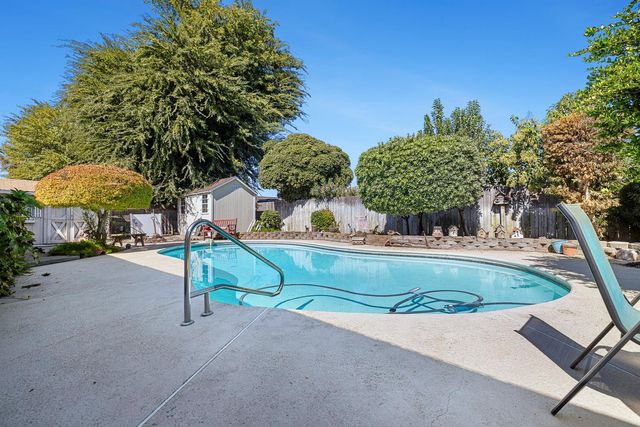 548 E Fremont Avenue, Fresno, CA 93710