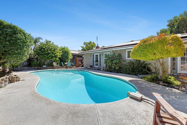548 E Fremont Avenue, Fresno, CA 93710
