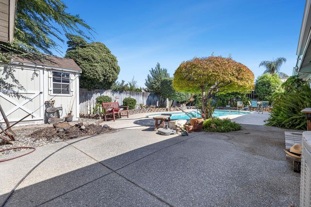 548 E Fremont Avenue, Fresno, CA 93710