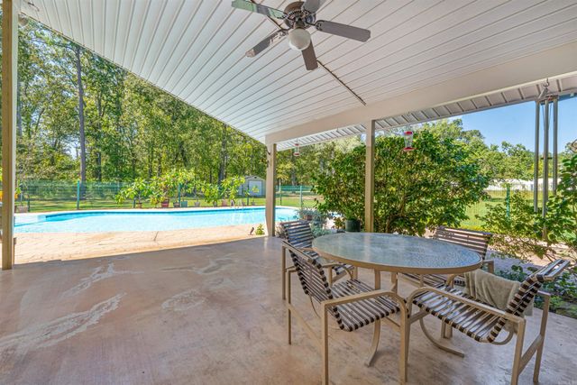 7438 Cross Road, Pine Bluff, AR 71603