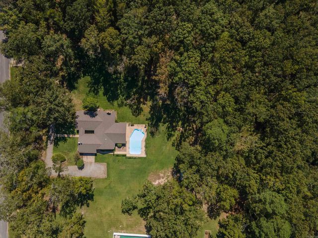 7438 Cross Road, Pine Bluff, AR 71603