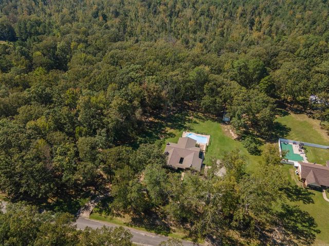 7438 Cross Road, Pine Bluff, AR 71603