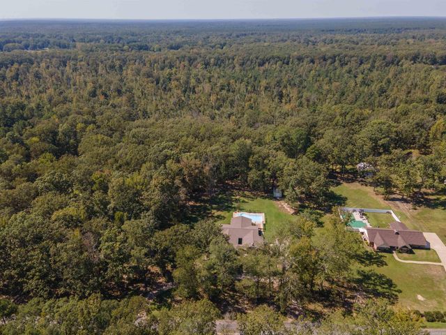 7438 Cross Road, Pine Bluff, AR 71603