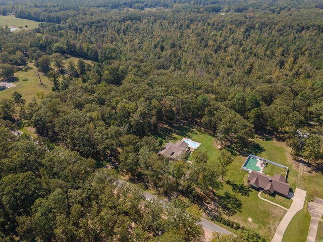 7438 Cross Road, Pine Bluff, AR 71603