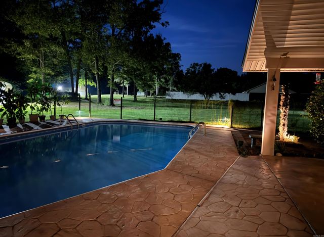 7438 Cross Road, Pine Bluff, AR 71603