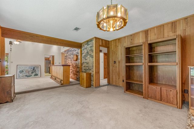 7438 Cross Road, Pine Bluff, AR 71603