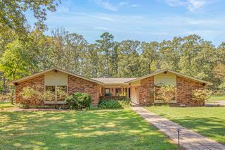 7438 Cross Road, Pine Bluff, AR 71603