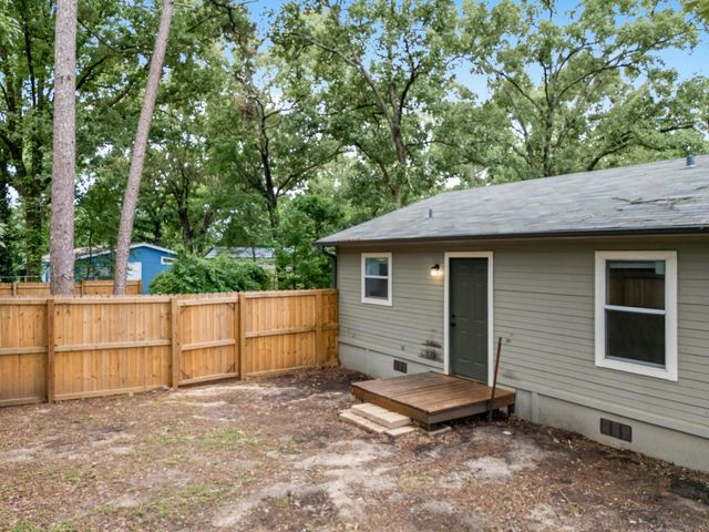 1149 ANGELA DR, New Diana, TX 75640