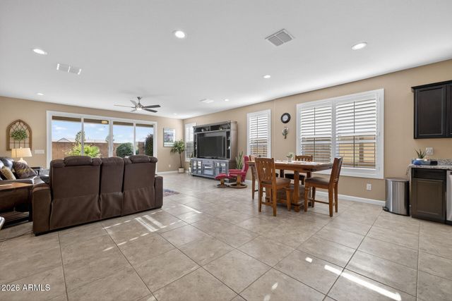 8333 W SPRINGFIELD Way, Florence, AZ 85132