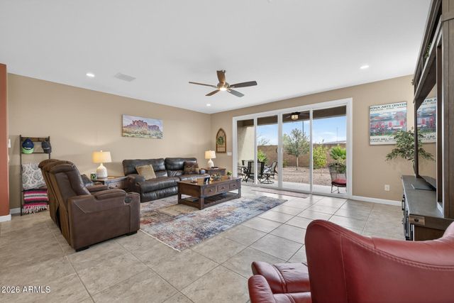 8333 W SPRINGFIELD Way, Florence, AZ 85132