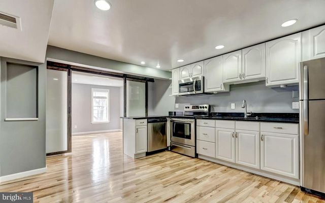 1049 S CHARLES ST, Baltimore, MD 21230