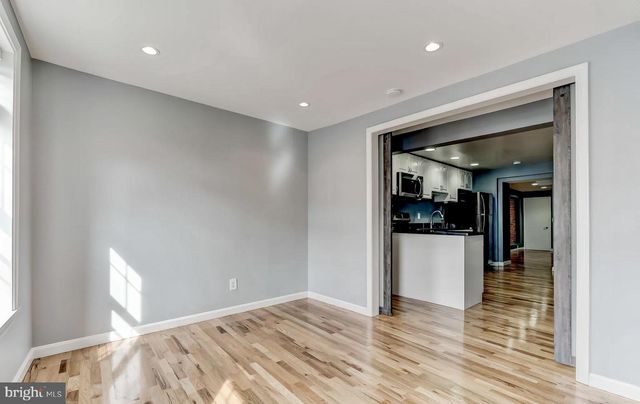 1049 S CHARLES ST, Baltimore, MD 21230