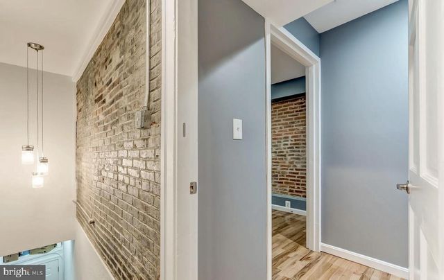 1049 S CHARLES ST, Baltimore, MD 21230