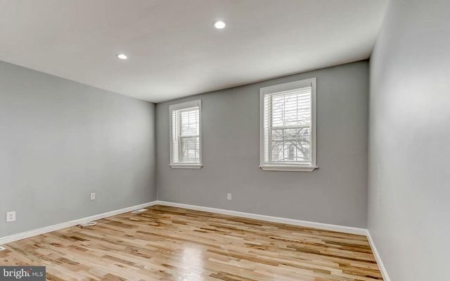 1049 S CHARLES ST, Baltimore, MD 21230