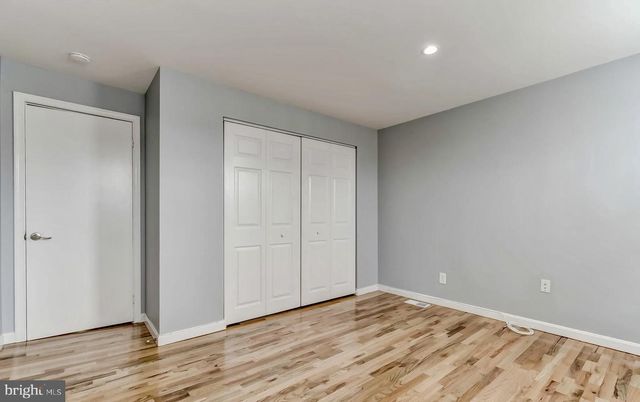 1049 S CHARLES ST, Baltimore, MD 21230