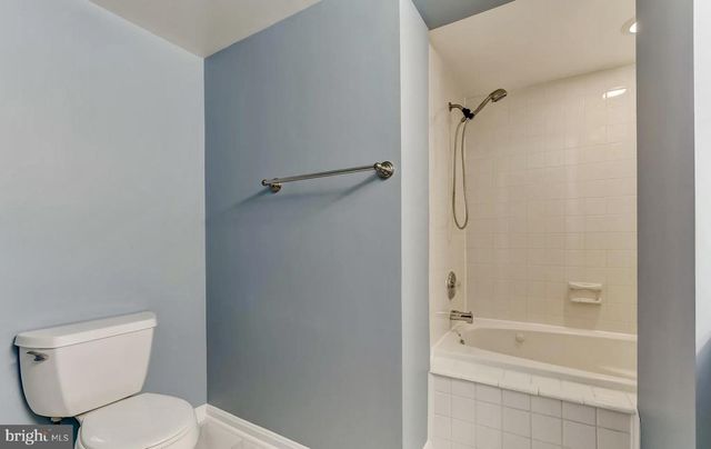 1049 S CHARLES ST, Baltimore, MD 21230