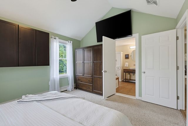 460 Richardson Ave, Attleboro, MA 02703