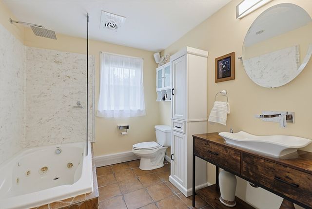 460 Richardson Ave, Attleboro, MA 02703