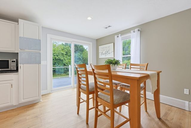 460 Richardson Ave, Attleboro, MA 02703