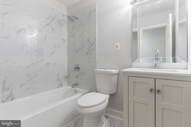 3805 DEL MAR DR, Woodbridge, VA 22193