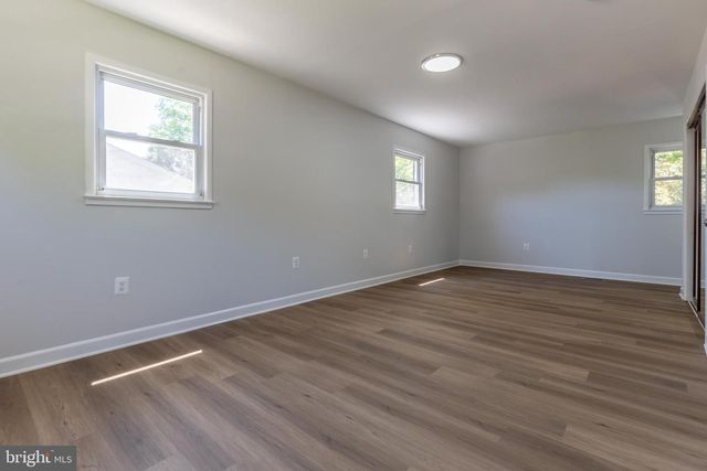 3805 DEL MAR DR, Woodbridge, VA 22193