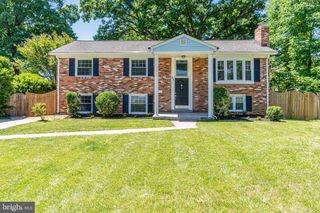 3805 DEL MAR DR, Woodbridge, VA 22193
