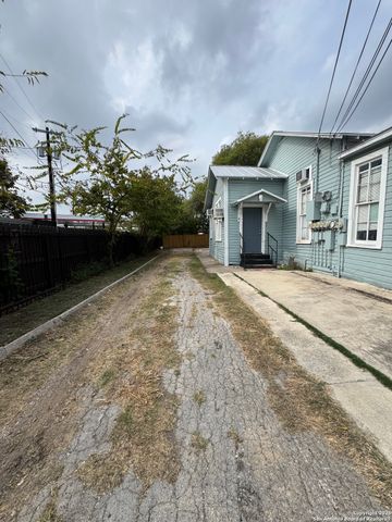 121 Howard St Apt 2, San Antonio, TX 78212