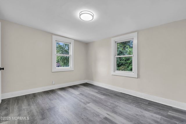 7 Front Street, New Egypt, NJ 08533
