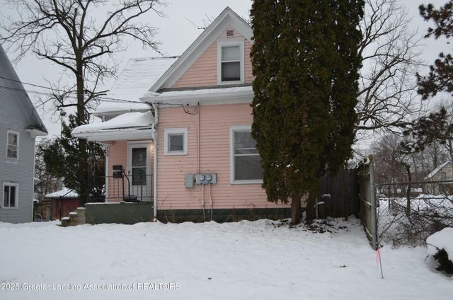 139 Woodlawn Avenue, Lansing, MI 48910