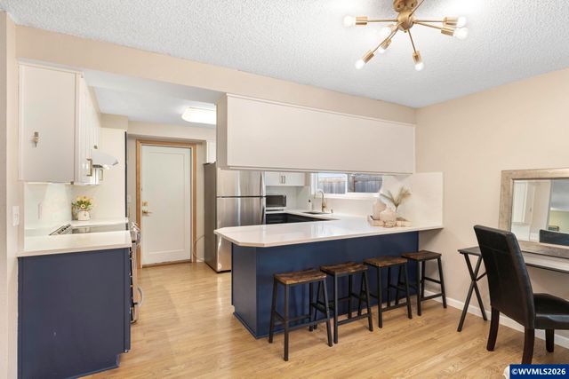 8820 SW Nisqually Ct, Tualatin, OR 97062