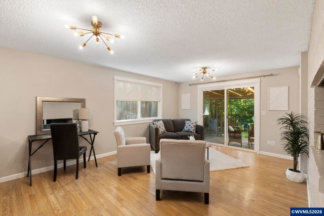 8820 SW Nisqually Ct, Tualatin, OR 97062