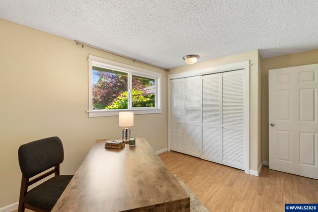 8820 SW Nisqually Ct, Tualatin, OR 97062